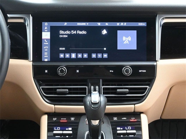 2022 Porsche Macan Base