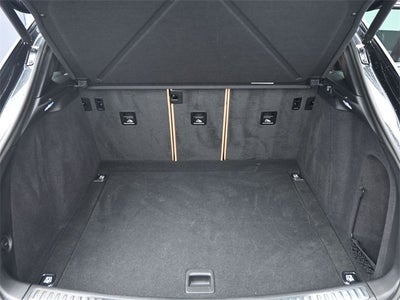 2022 Porsche Macan Base