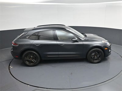 2022 Porsche Macan Base