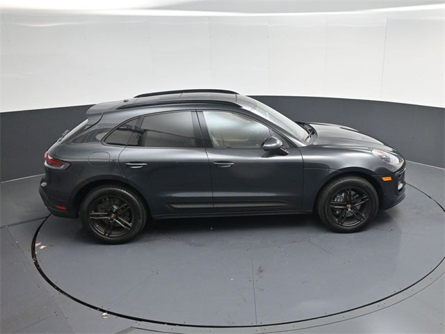 2022 Porsche Macan Base