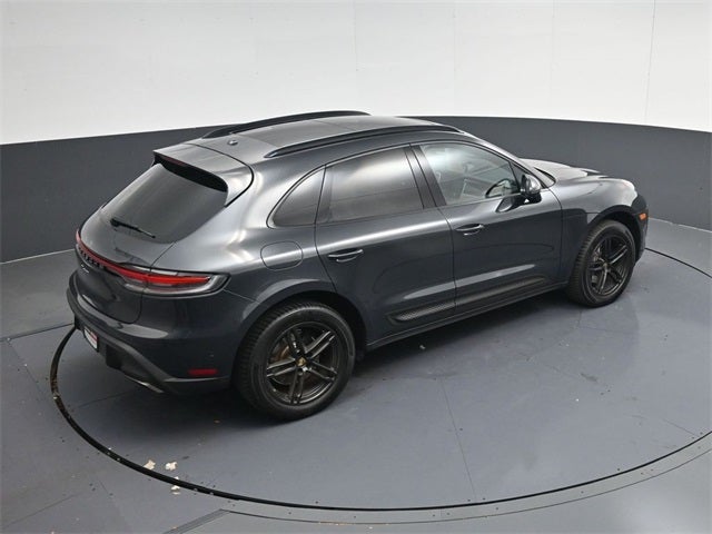 2022 Porsche Macan Base