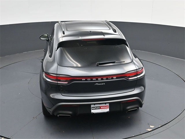 2022 Porsche Macan Base