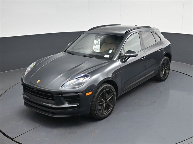 2022 Porsche Macan Base
