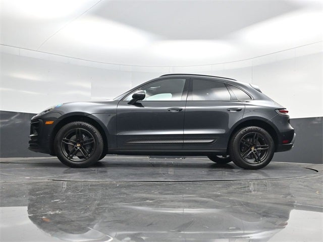 2022 Porsche Macan Base