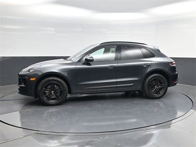 2022 Porsche Macan Base