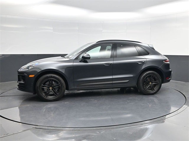 2022 Porsche Macan Base