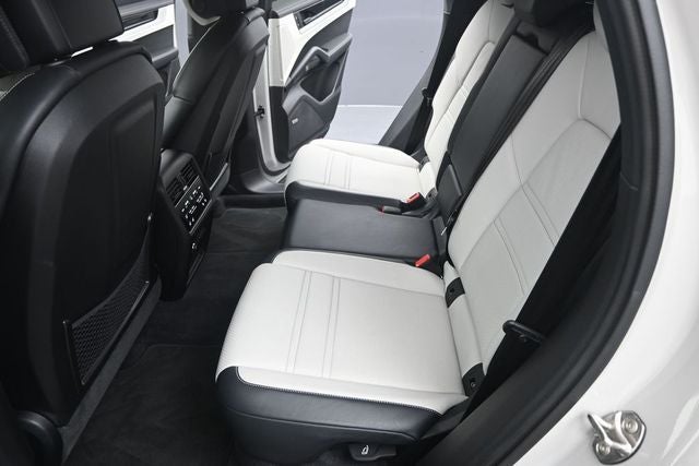 2024 Porsche Cayenne Coupe Base