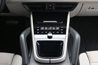 2024 Porsche Cayenne Coupe Base