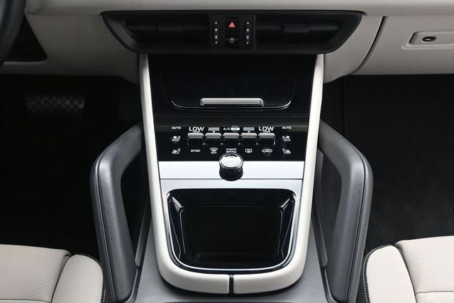 2024 Porsche Cayenne Coupe Base