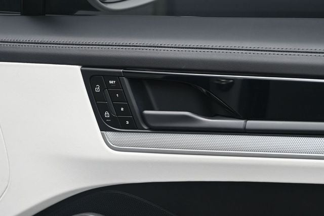 2024 Porsche Cayenne Coupe Base