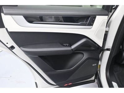 2024 Porsche Cayenne Coupe Base