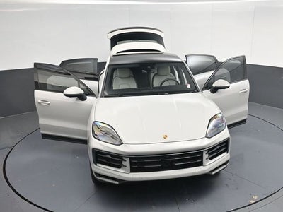 2024 Porsche Cayenne Coupe Base