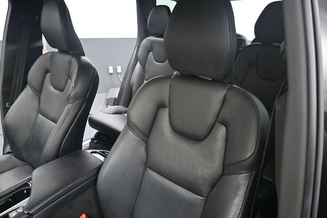 2023 Volvo XC90 B6 Core