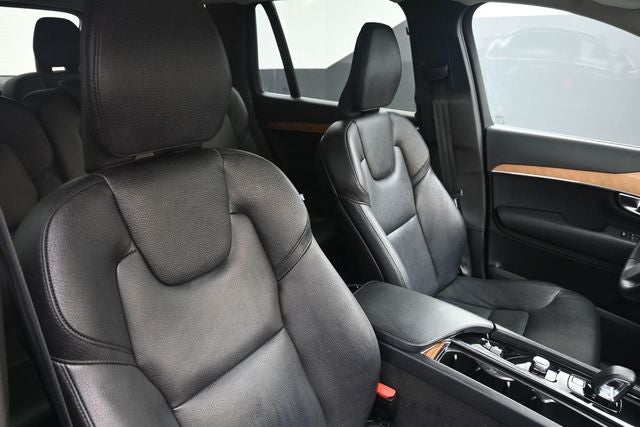 2023 Volvo XC90 B6 Core