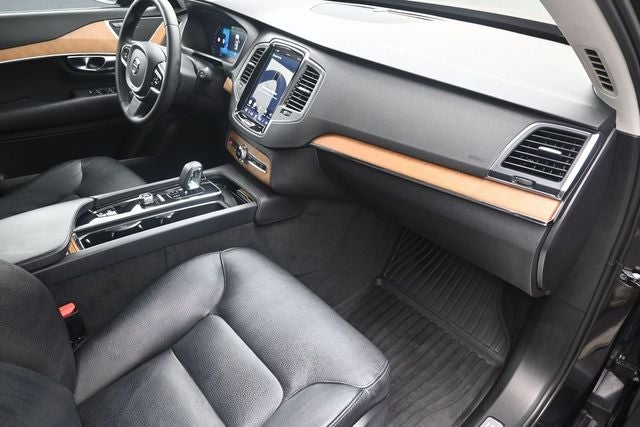 2023 Volvo XC90 B6 Core