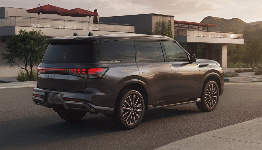 Naples INFINITI in Naples FL